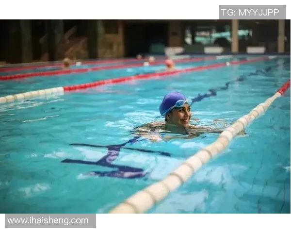 全方位提升游泳技能的系统化课程，让你轻松掌握游泳技巧与水中自信